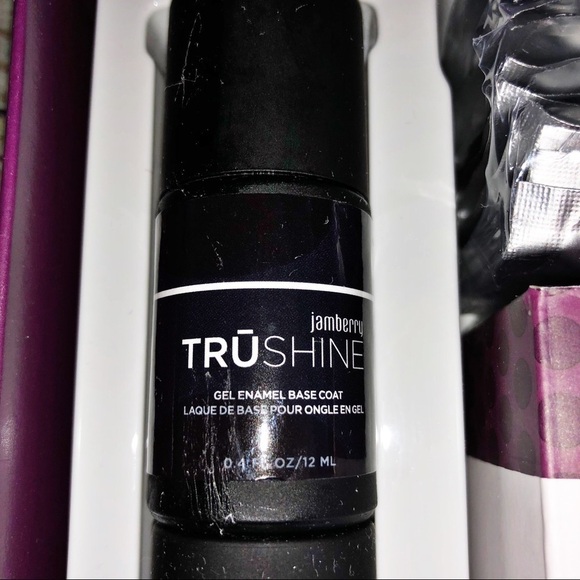 Jamberry Tru Shine Gel Nail Kit - Picture 8 of 11
